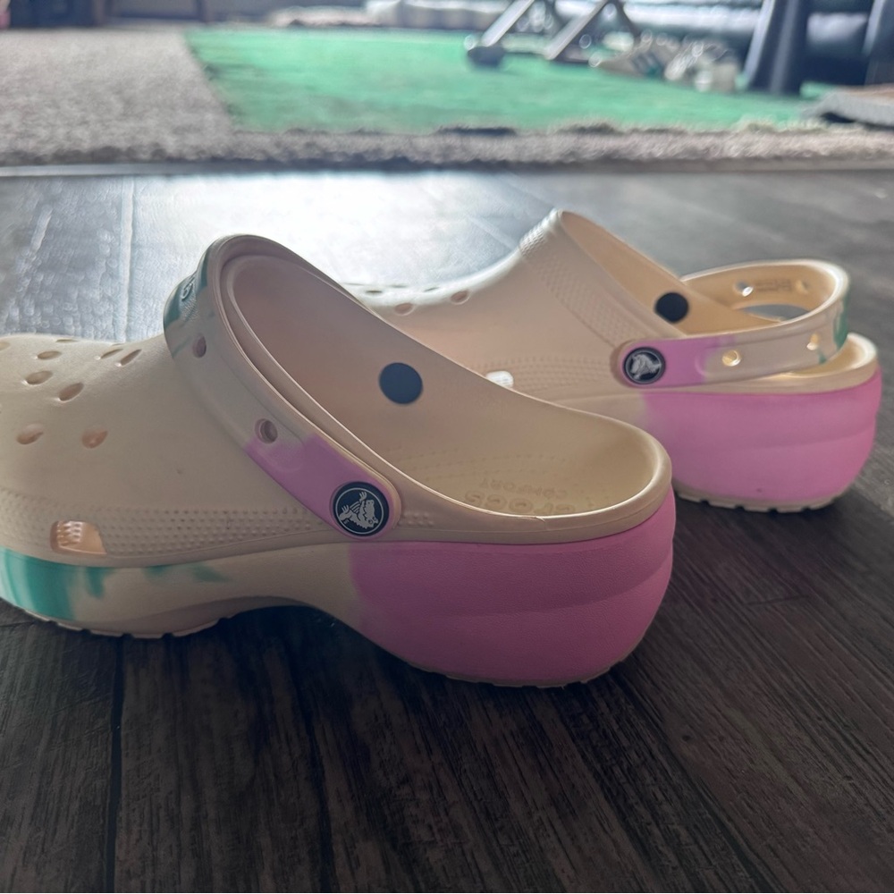 Tie dyed Crocs Clogs - Cream with Pink and Green - Picture 4 of 5